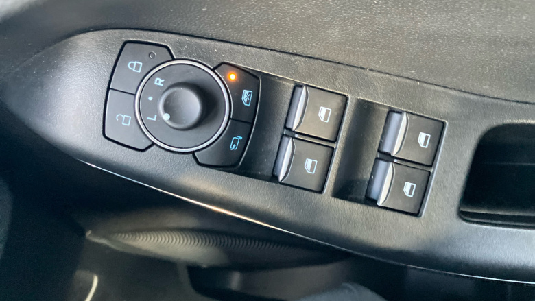 Ford Puma 1.0 EcoBoost Hybrid mHEV ST-Line 5dr Petrol Hatchback